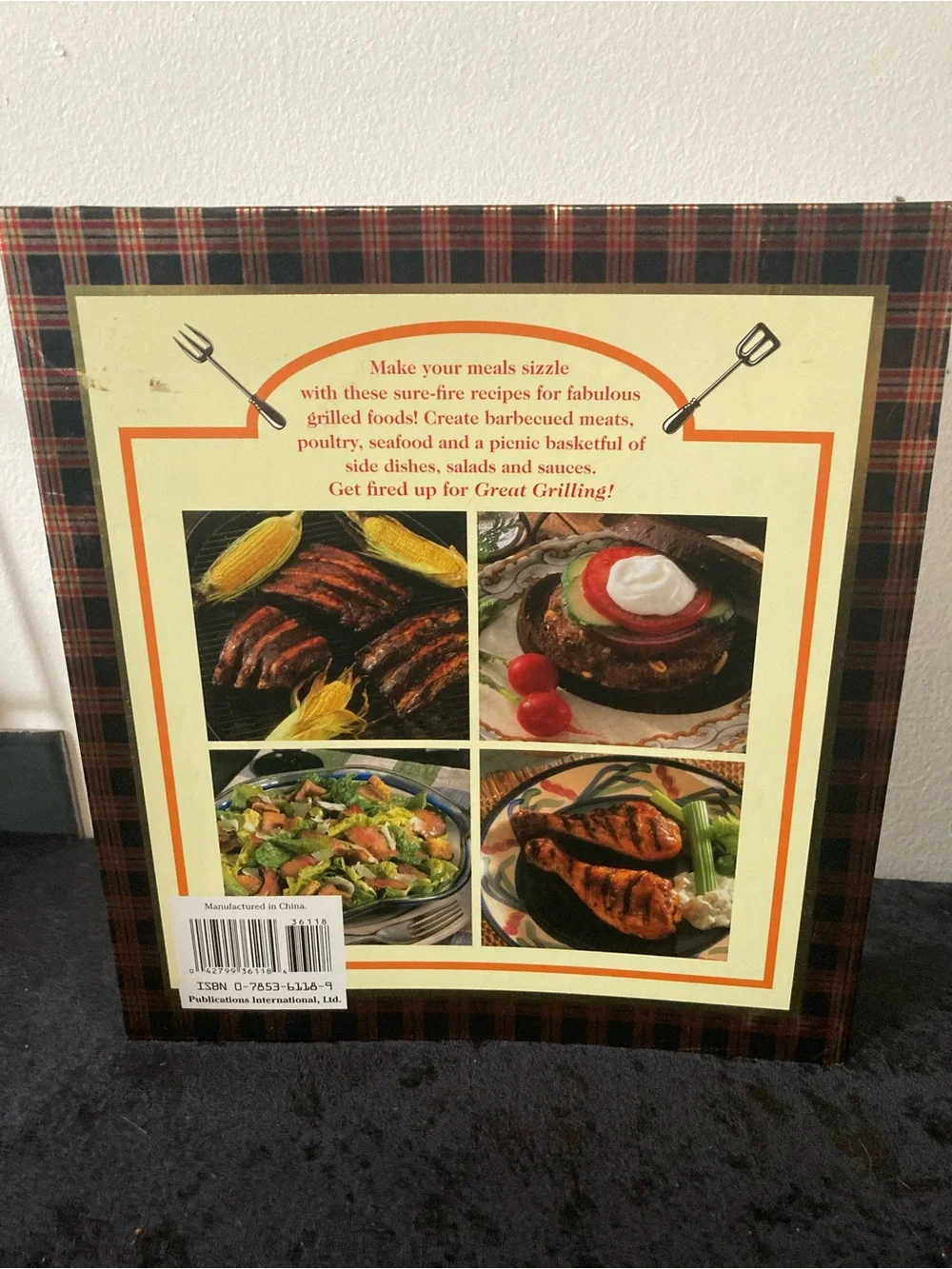 Great Grilling Cookbook - Easy to make Recipes Hardcover Binder